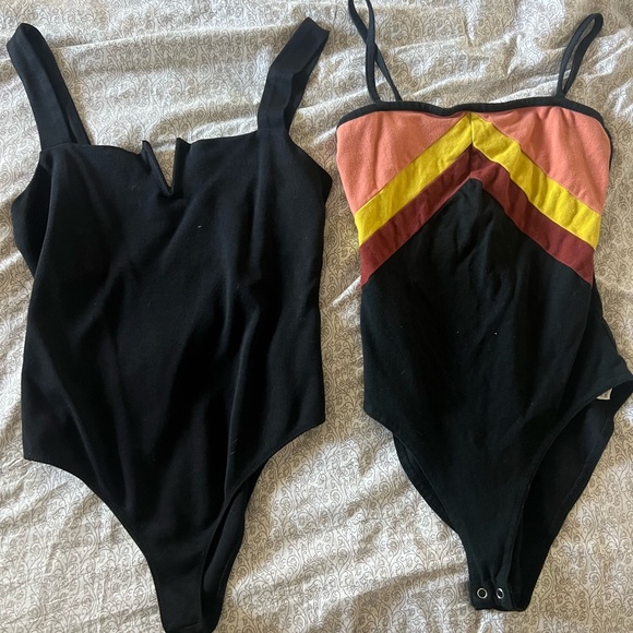 Assorted Women's Tops Collection - Picture 7 of 9